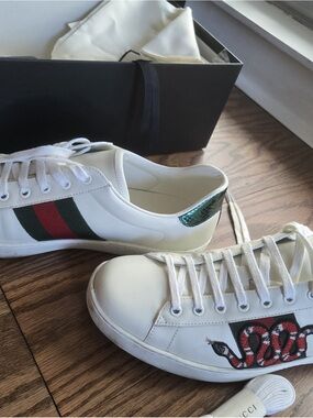 Gucci Ace Sneakers - White Leather w/Snake& Web Stripe - Size 10G Men’s